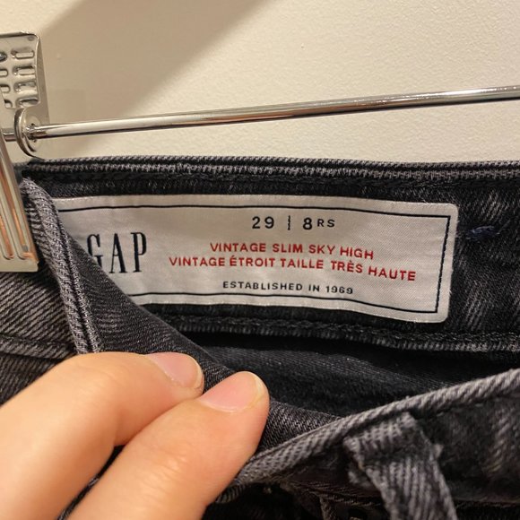 Gap Vintage Slim Sky High Jeans - Size 29 - Picture 5 of 6